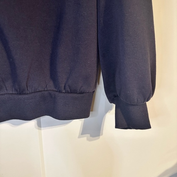 H&M Yale University Navy Blue Crewneck - Picture 4 of 4
